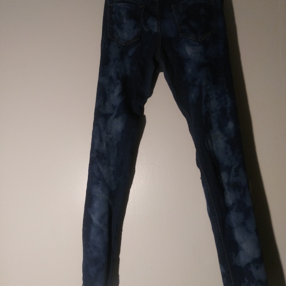 Pants - Picture 2 of 6